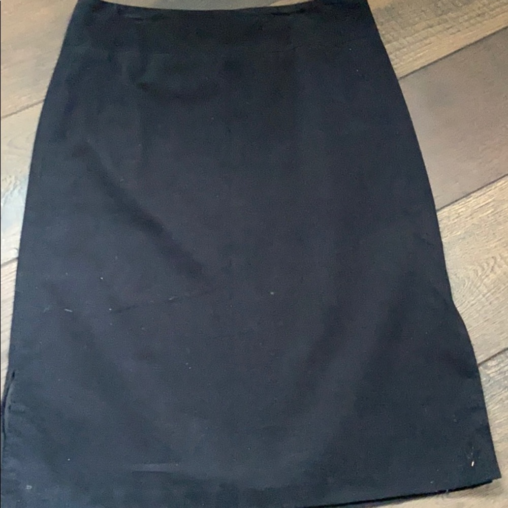 Black skirt